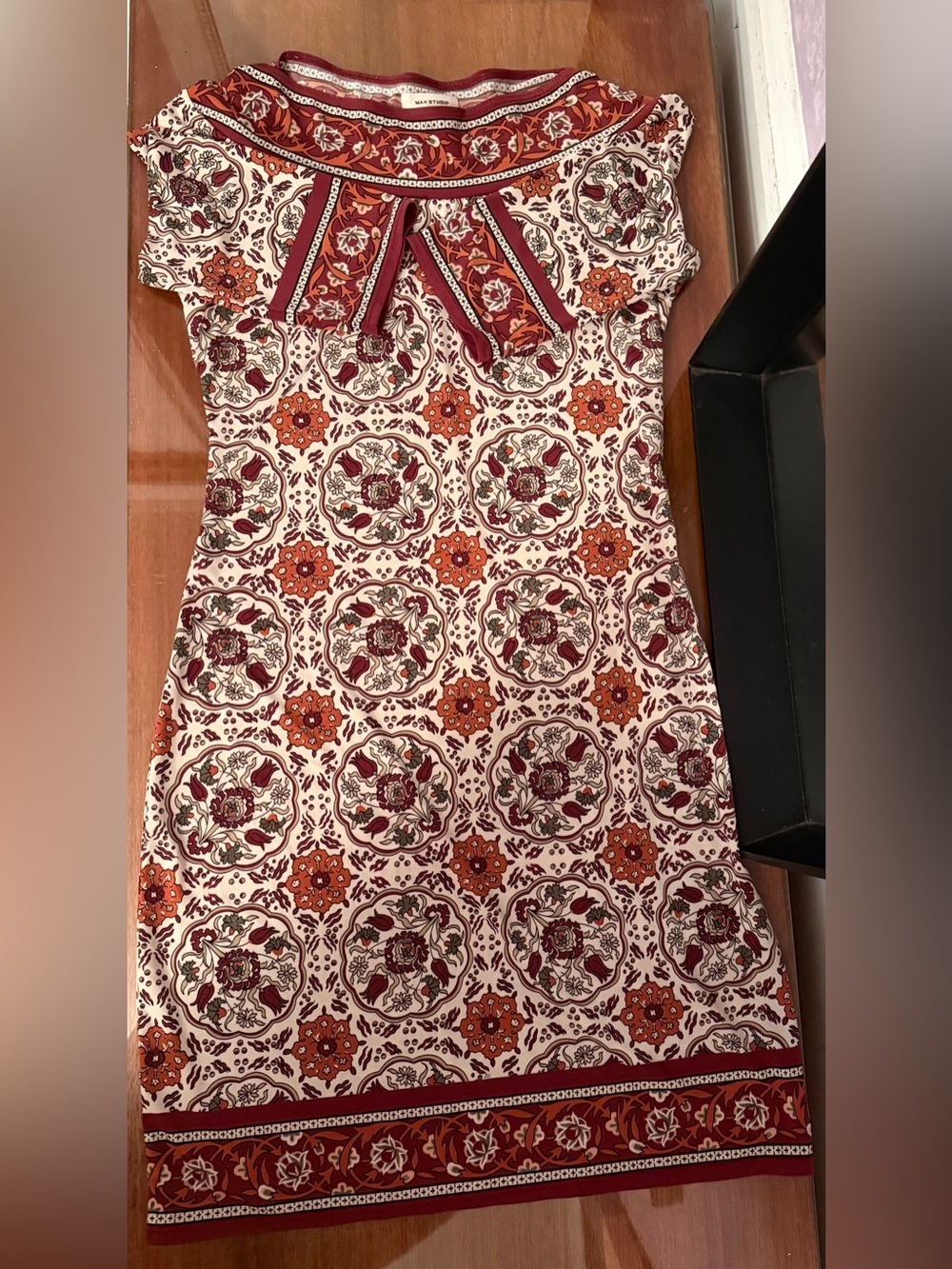 Max Studio Vintage-Style Paisley Mini Dress Bow Neck Cream Red SZ S